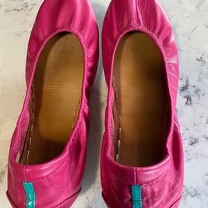 Tieks fuschia
